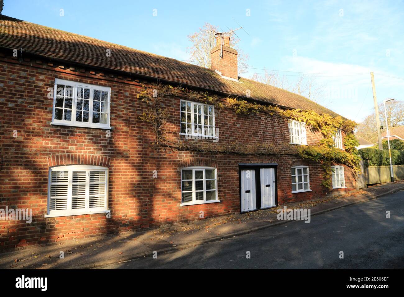 Charing village hires stock photography and images Alamy