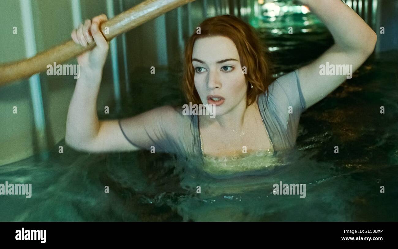 USA. Kate Winslet in a scene from the ©Paramount Pictures film : Titanic  (1997) . Plot: A seventeen-year-old aristocrat falls in love with a kind  but poor artist aboard the luxurious, ill-fated