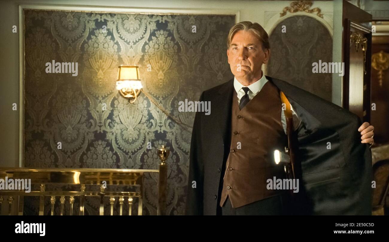 USA. David Warner in a scene from the ©Paramount Pictures film : Titanic  (1997) . Plot: A seventeen-year-old aristocrat falls in love with a kind  but poor artist aboard the luxurious, ill-fated