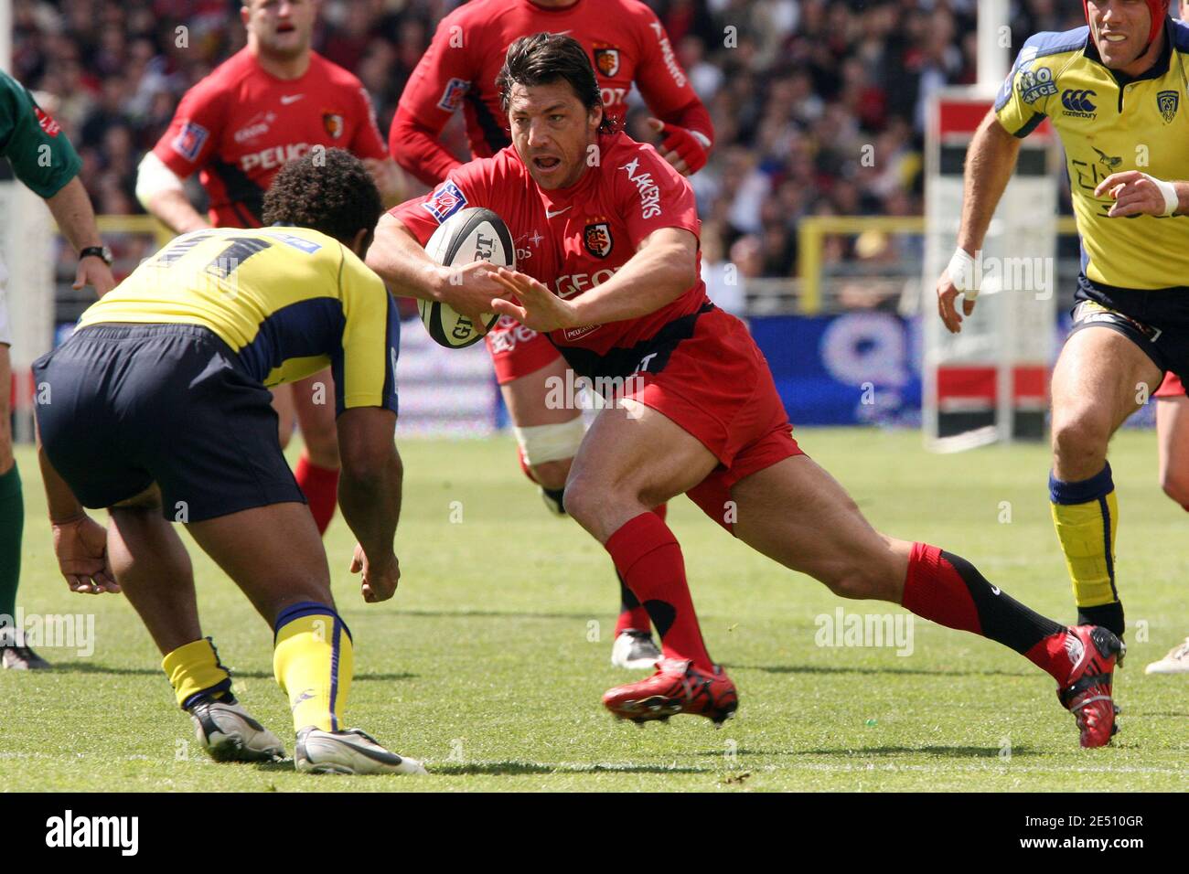 Toulouse's Byron Kelleher during the French Top 14 rugby union match  Toulouse vs Clermont-Ferrand at the Stadium in Toulouse, France on April  19, 2008. Clermont put themselves in pole position to finish
