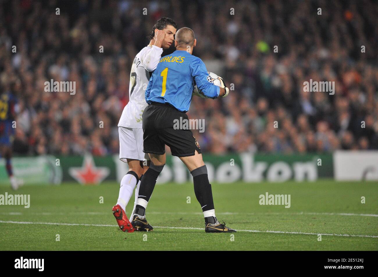 Manchester United's Cristiano Ronaldo looks Barcelona's goalkeeper Victor Valdes during the UEFA Champions League semi-finals, first leg, Soccer match, FC Barcelona vs Manchester United at the Nou Camp stadium in Barcelona, Spain on April 23, 2008. The match ended in a 0-0 draw. Photo by Steeve McMay/Cameleon/ABACAPRESS.COM Stock Photo