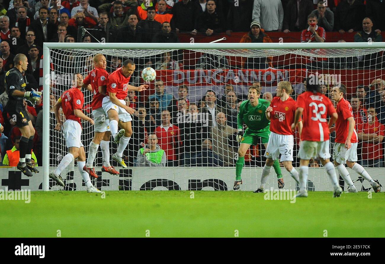 Manchester United's Mikael Silvestre saves a goal during the UEFA Champions League Semi-Final second leg soccer match between Manchester United and FC Barcelona at Old Trafford in Manchester, England on April 29 2008. Manchester won 1-0. Photo by Steeve McMay/Cameleon/ABACAPRESS.COM Stock Photo