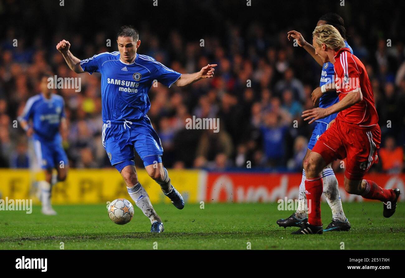 Chelsea's Frank Lampard during the UEFA Champions League Soccer match, Semi  Final, Second Leg, Chelsea vs Liverpool at the Stamford Bridge in London,  UK on April 30, 2008. Chelsea won 3-2. Chelsea