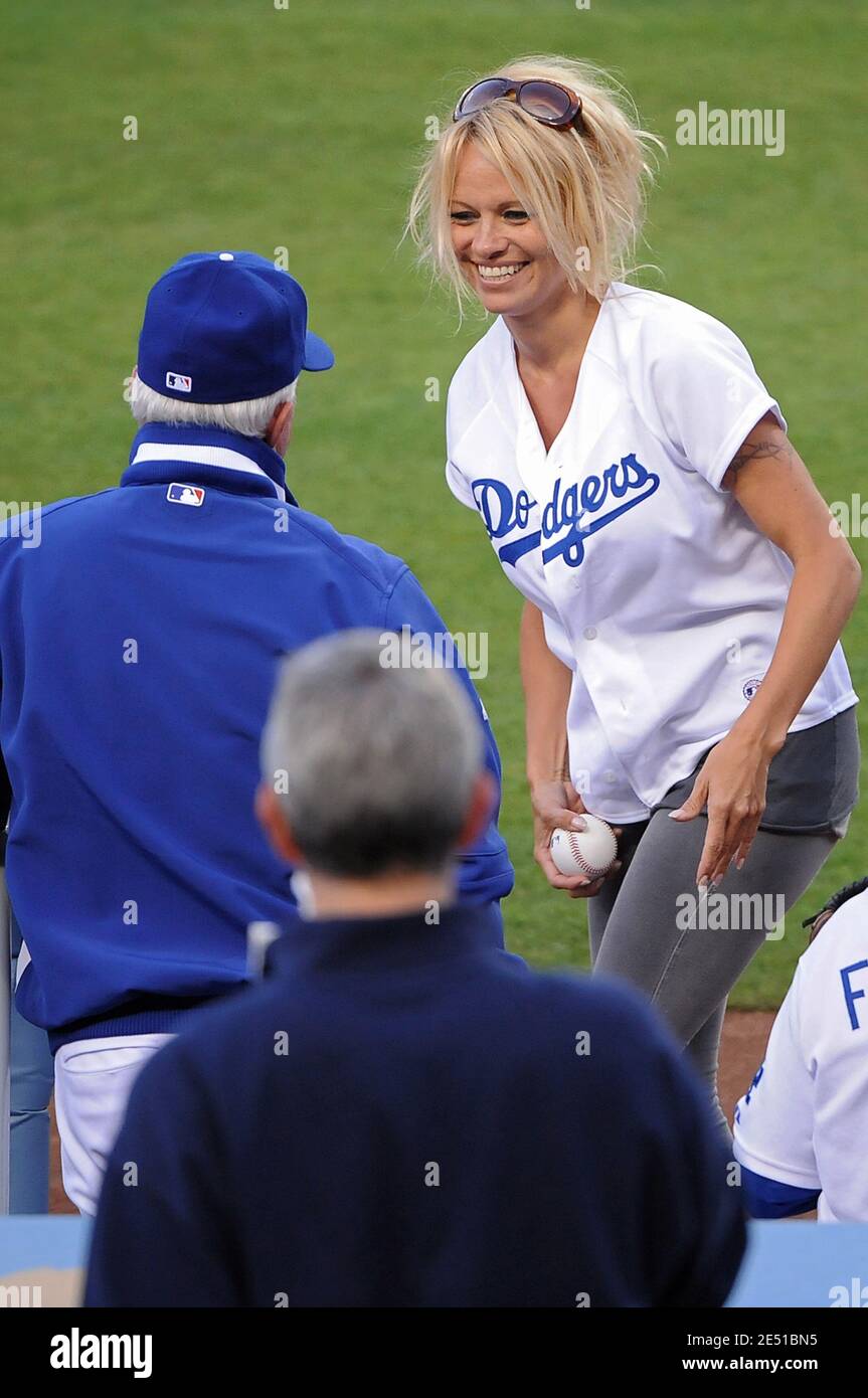 Steve Garvey, Hot Daughter Livestreaming During Dodgers Game - Side Action