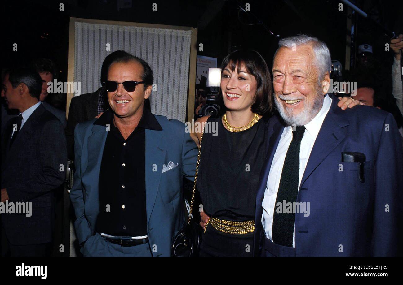 Jack Nicholson, Anjelica Huston And John Huston 1985 Credit: Ralph