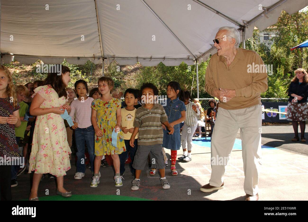Kirk and Anne Douglas were on hand at Ivanhoe Elementary School in Los