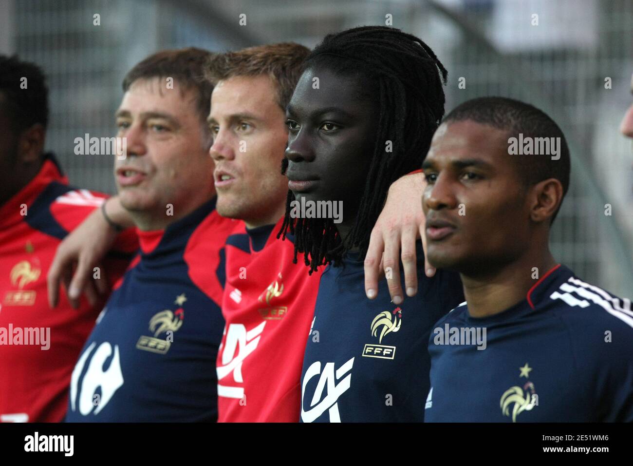 France's goalkeeper Mickael Landreau, Bafetimbi Gomis and Florent Malouda during the International Friendly Soccer Match, France vs Ecuador at the Stade des Alpes in Grenoble, France on May 27, 2008. Photo by Mehdi Taamallah/Cameleon/ABACAPRESS.COM Stock Photo