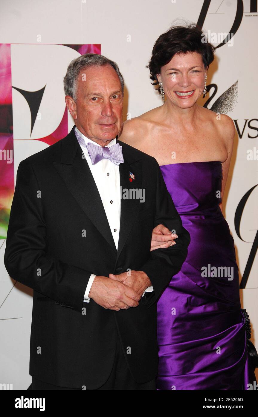 New York City Mayor Michael R. Bloomberg and Diana Taylor arrives at ...