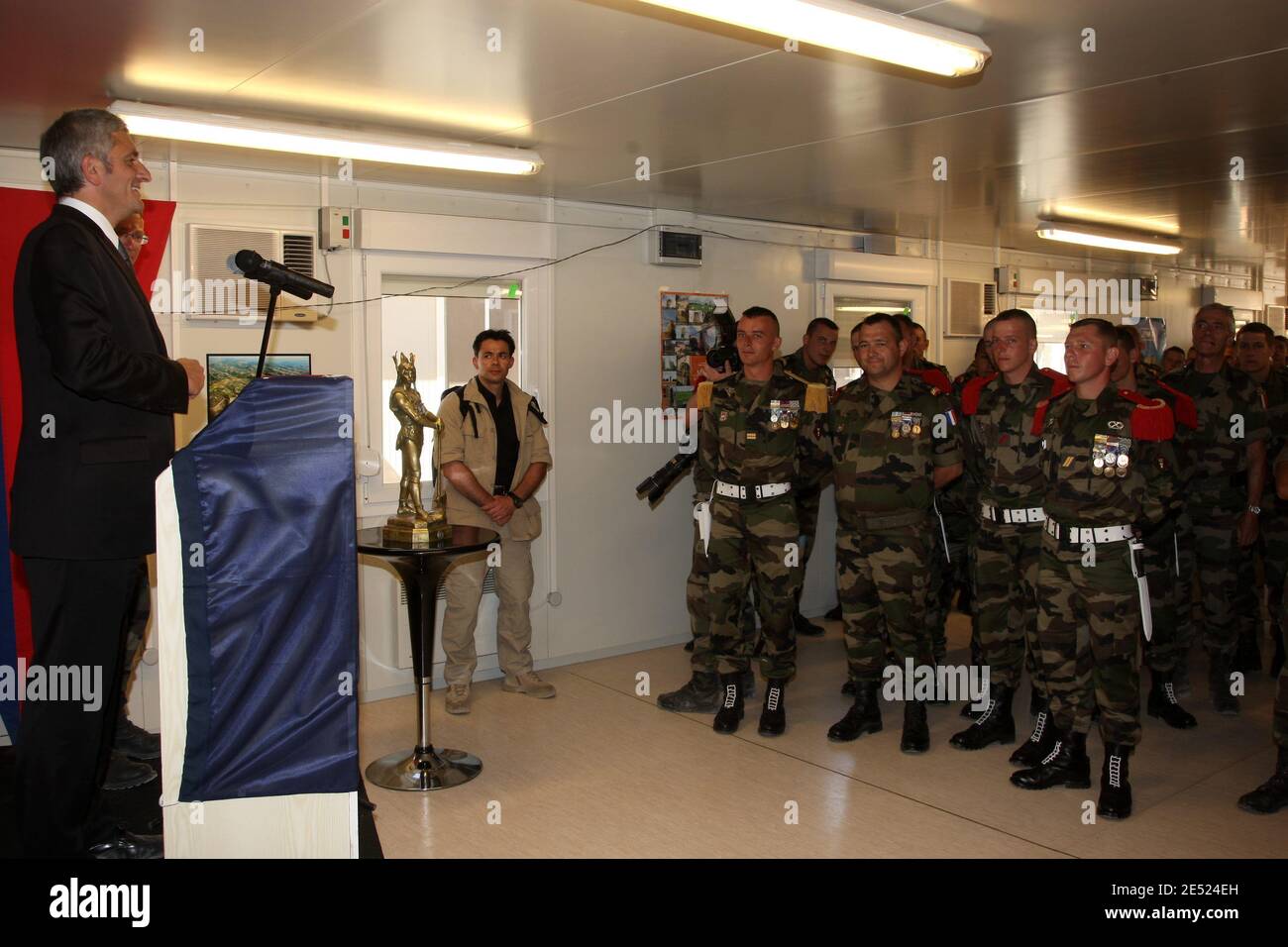 French Minister of Defense Herve Morin visits the FINUL in South Lebanon on June 7, 2008. Photo by Alain Benainous/Pool/ABACAPRESS.COM Stock Photo