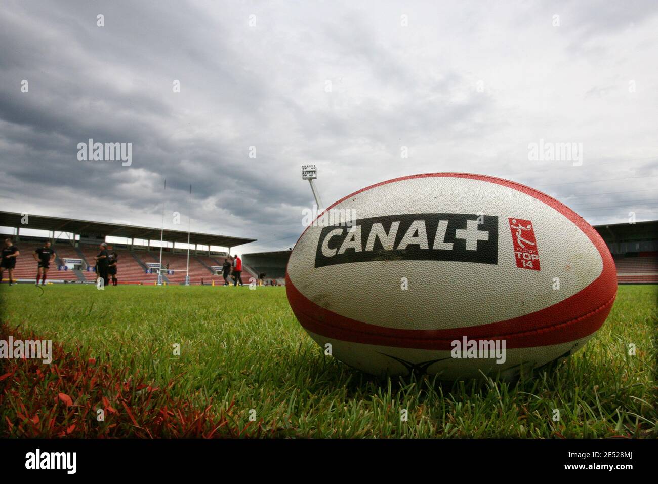 Rugby bal Illustration during a training session in Ernest-Wallon stadium in Toulouse, France on june 16, 2008/Photo by Alex/Cameleon/ABACAPRESS.COM Stock Photo