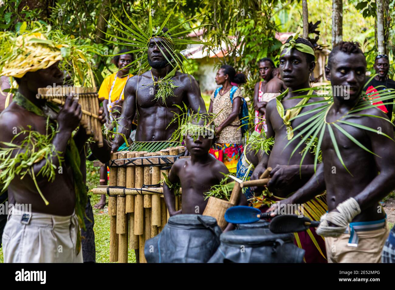 Traditional Sing-Sing with foreign guests on Tautsina Island, Bougainville, Papua New Guinea Stock Photo