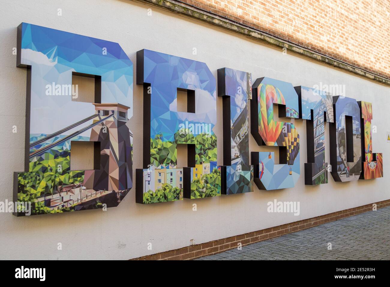 to bristol sign hires stock photography and images Alamy