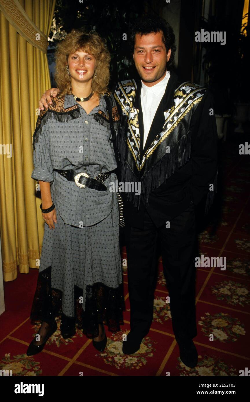 Howie mandel and terry mandel hi-res stock photography and images - Alamy