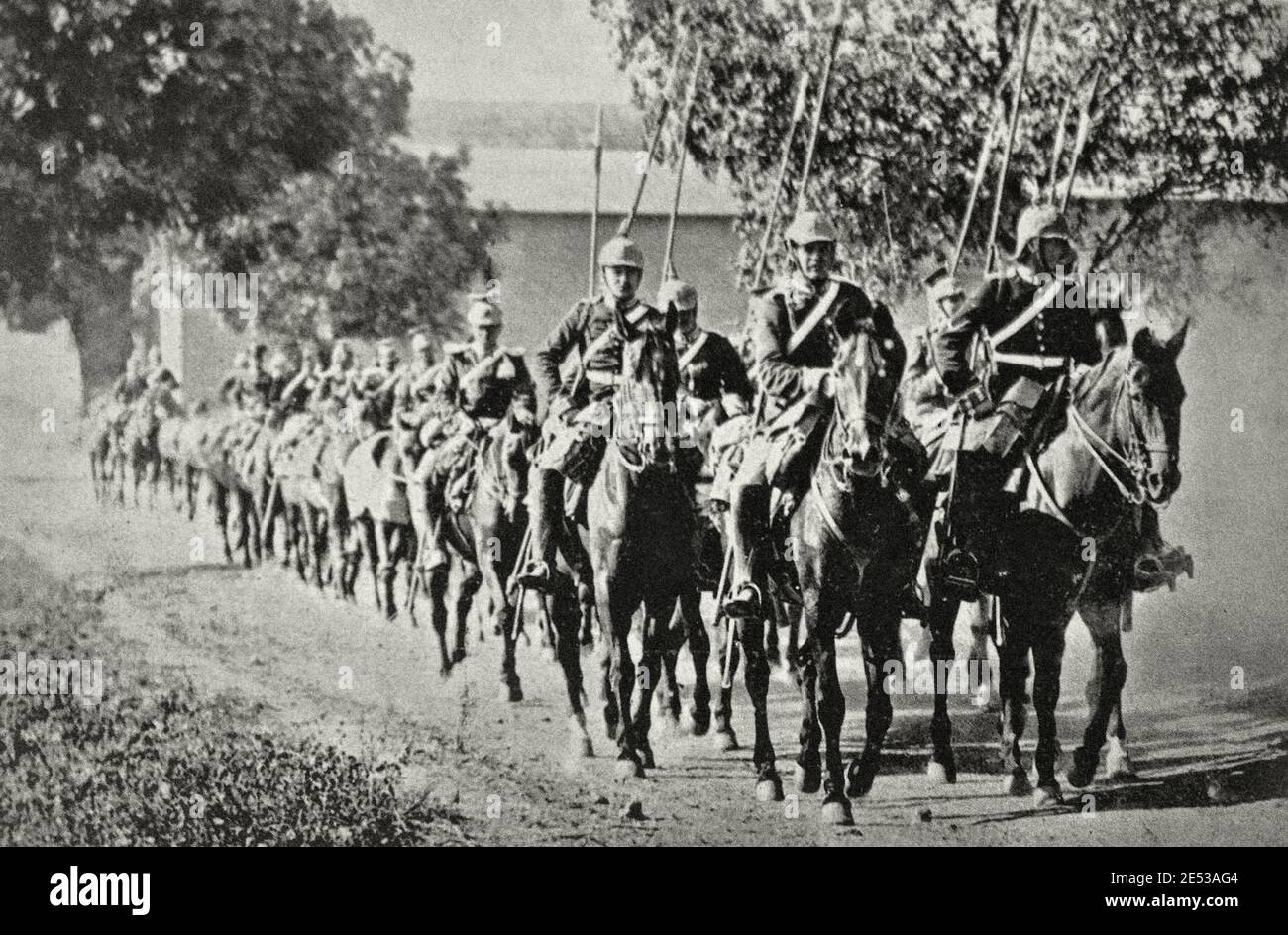 German Uhlans. German Empire. 1914 In 1914, the Imperial German Army included 26 Uhlan regiments, three of which were Guard regiments, 21 line (16 Pru Stock Photo