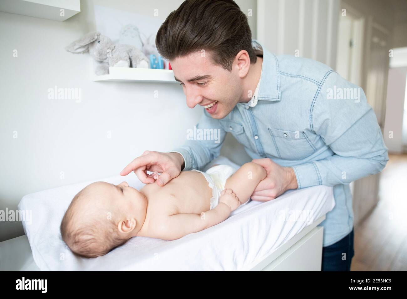 Diaper changing hires stock photography and images Alamy