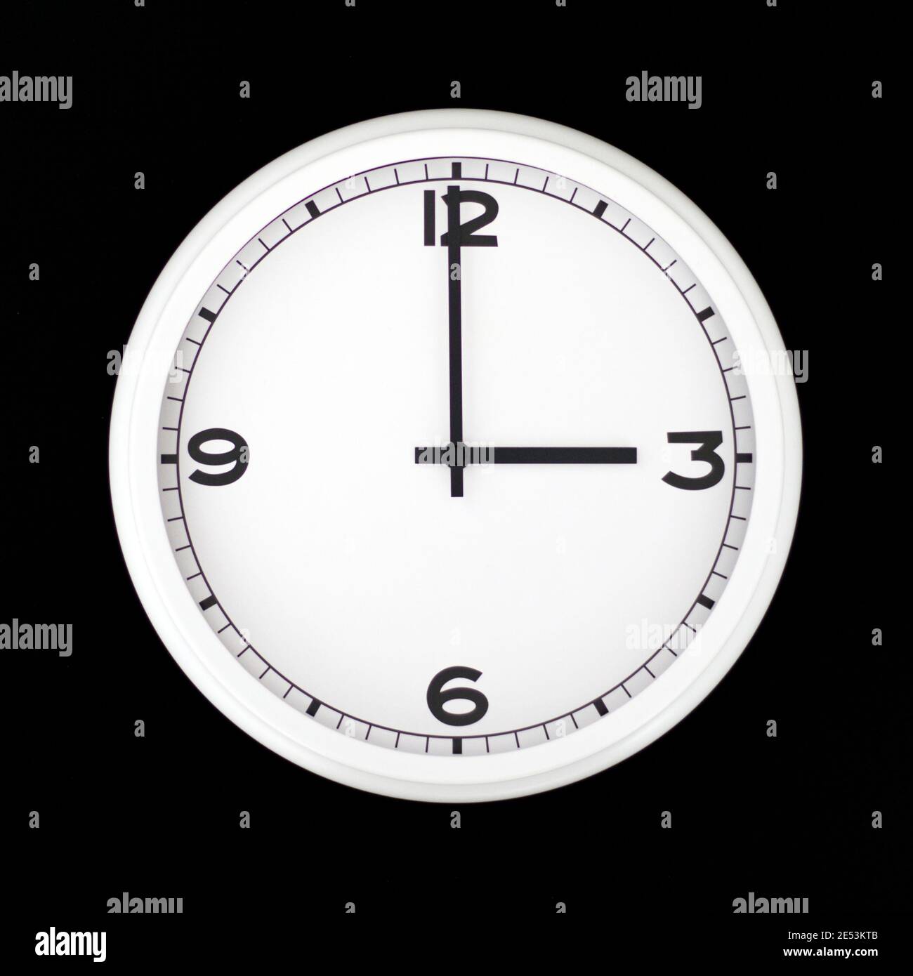 Three oclock analog clock hi-res stock photography and images - Alamy