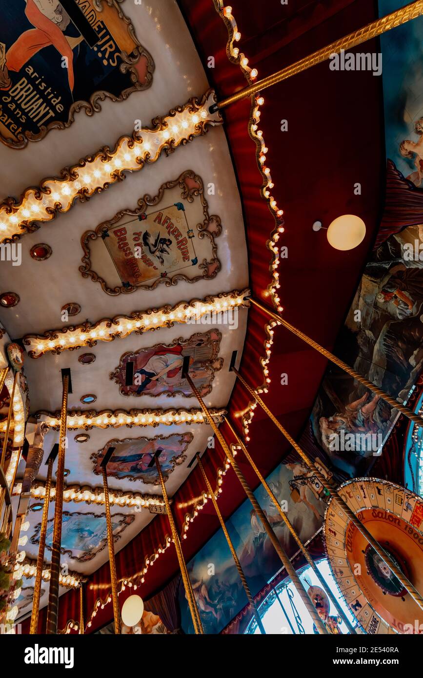 Carousel Funfair Paris High Resolution Stock Photography and Images - Alamy