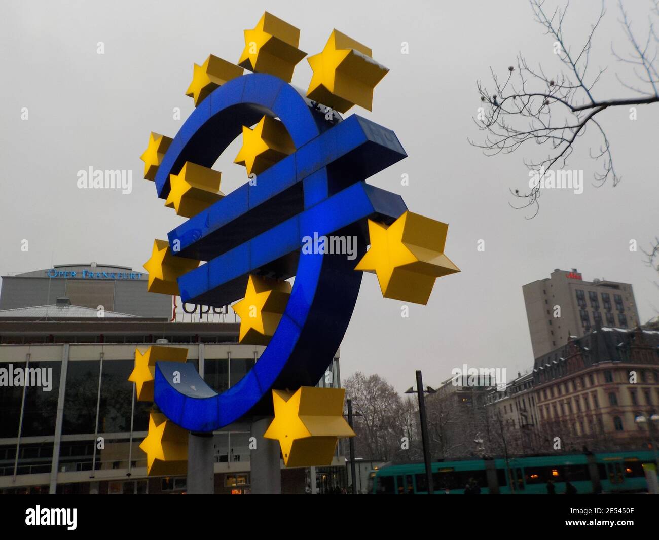 Zentral Bank High Resolution Stock Photography and Images - Alamy
