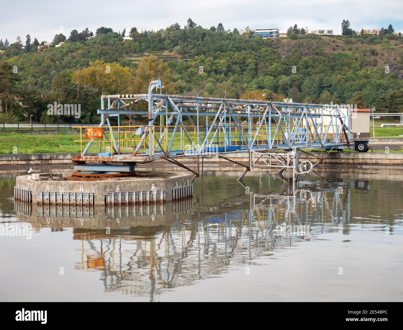 Origin town wastewater and sewage treatment plant with circle aeration