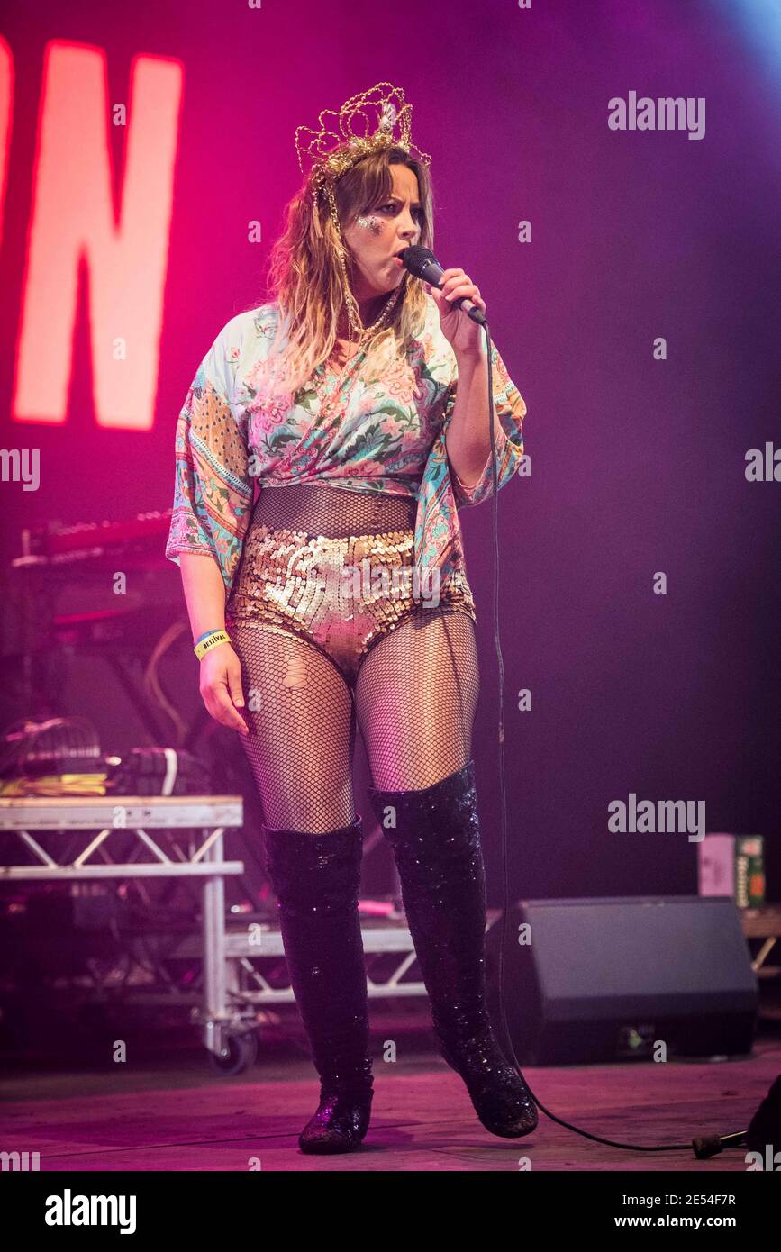 Charlotte Church performs her Late Night Pop Dungeon live at Bestival 2017  at Lulworth Castle - Wareham Stock Photo - Alamy