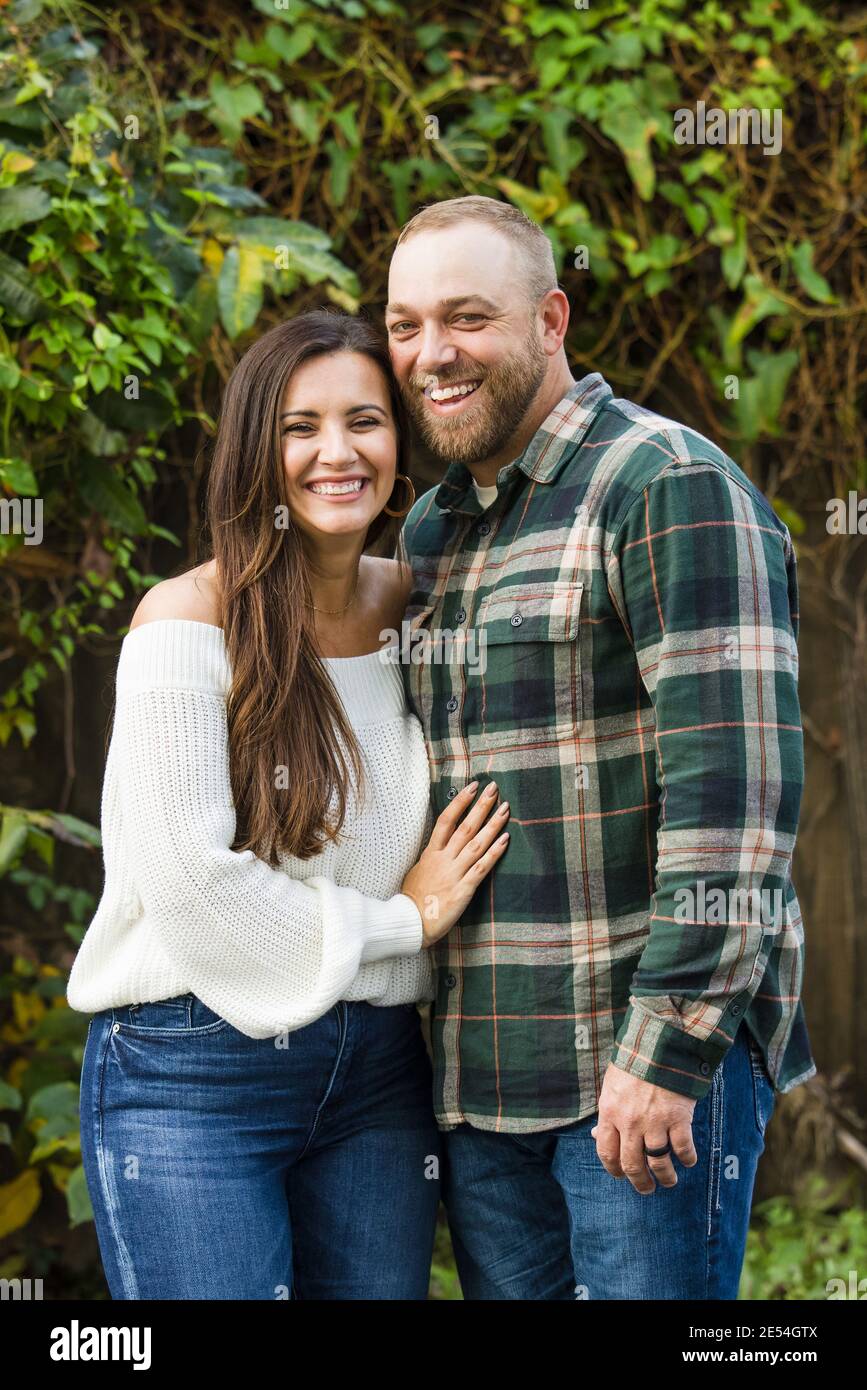 Attractive married couple 30s hi-res stock photography and images - Alamy