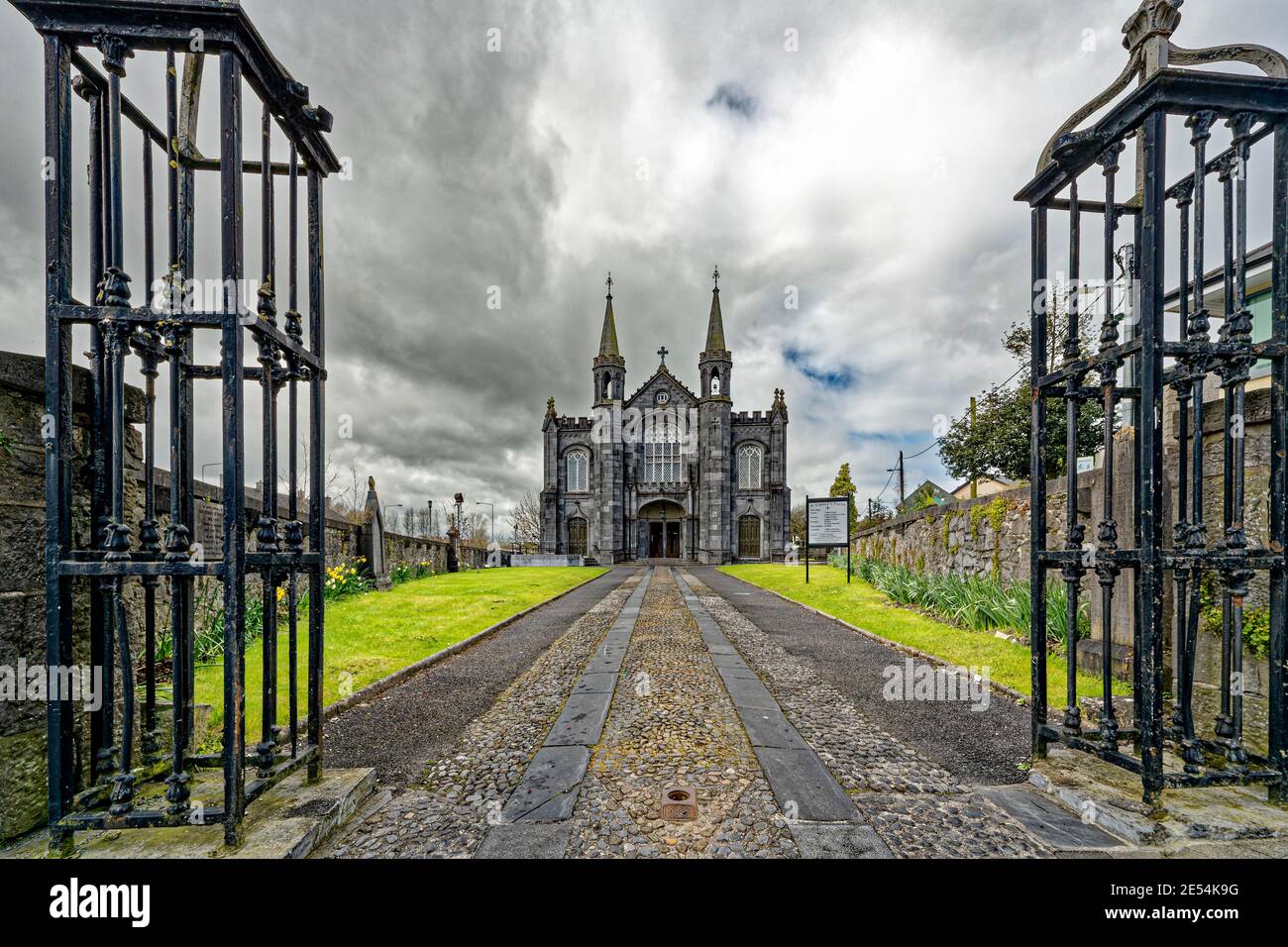 Kilkenny, Ireland. 18th April, 2016. St. Canice's Parish Church in