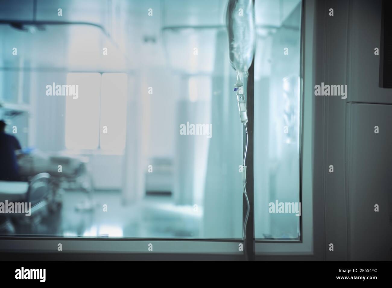 Hospital window icu hi-res stock photography and images - Alamy