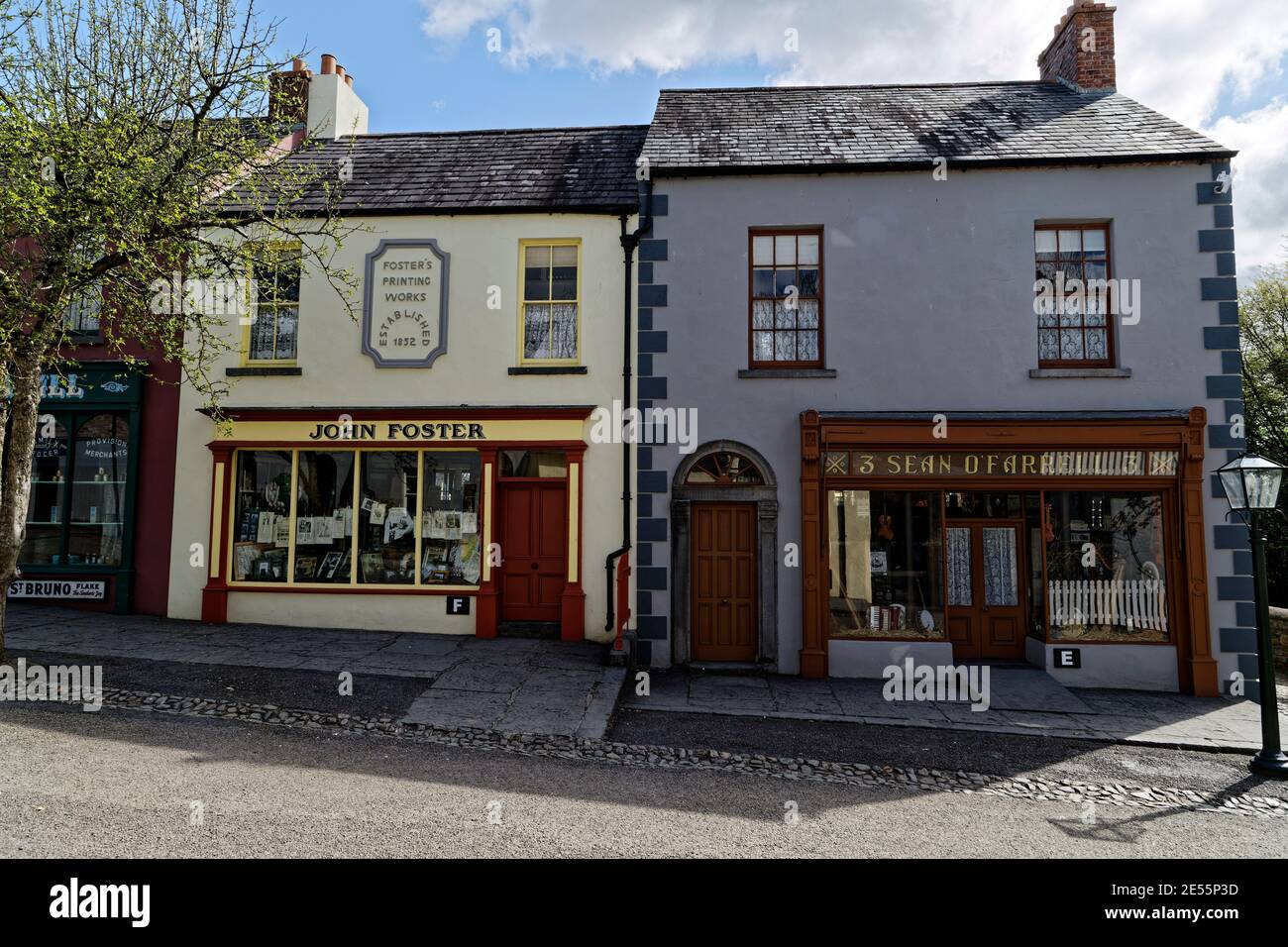 Bunratty, County Clare, Ireland. 23th April, 2016. Bunratty Folk Park is a reconstructed peasant village, with its 19th century streets and shops. Stock Photo