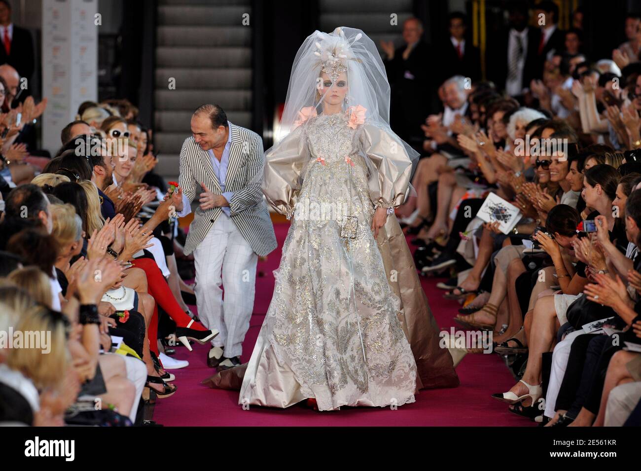 Fashion runway christian lacroix hi-res stock photography and images - Alamy