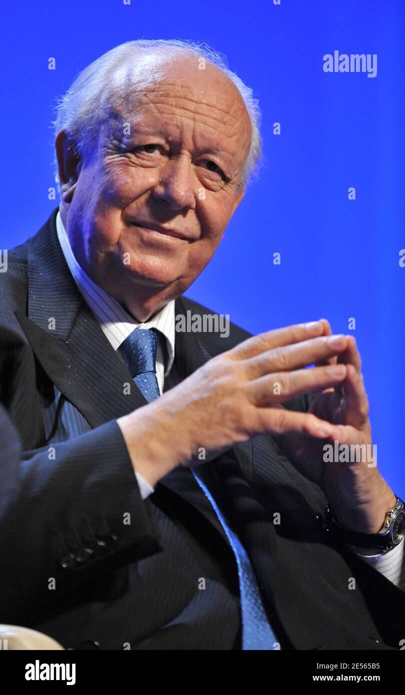 Marseille Mayor Jean-Claude Gaudin during presidential party UMP's (Union  for a Popular Movement) national council at Mutualite in Paris, France on  July 5, 2008. Photo by Christophe Guibbaud/ABACAPRESS.COM Stock Photo -  Alamy
