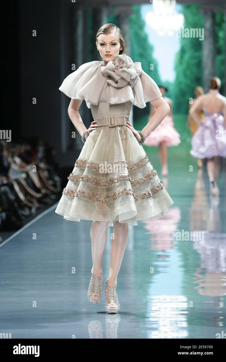 FALL 2009 READY-TO-WEAR John Galliano in 2023