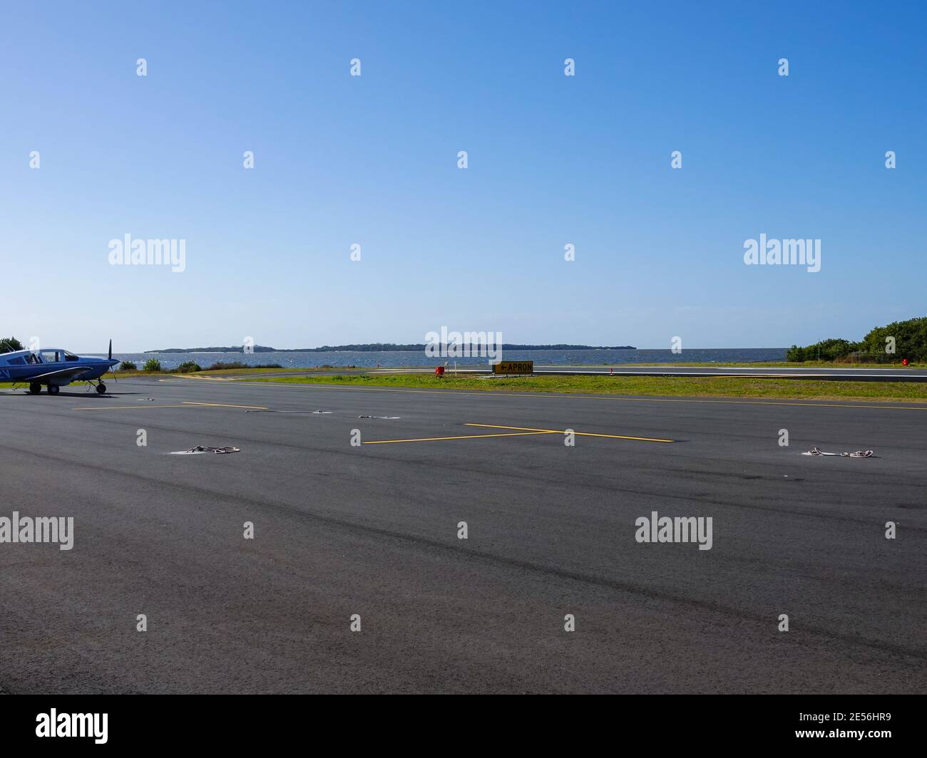 Cedar key airport hires stock photography and images Alamy