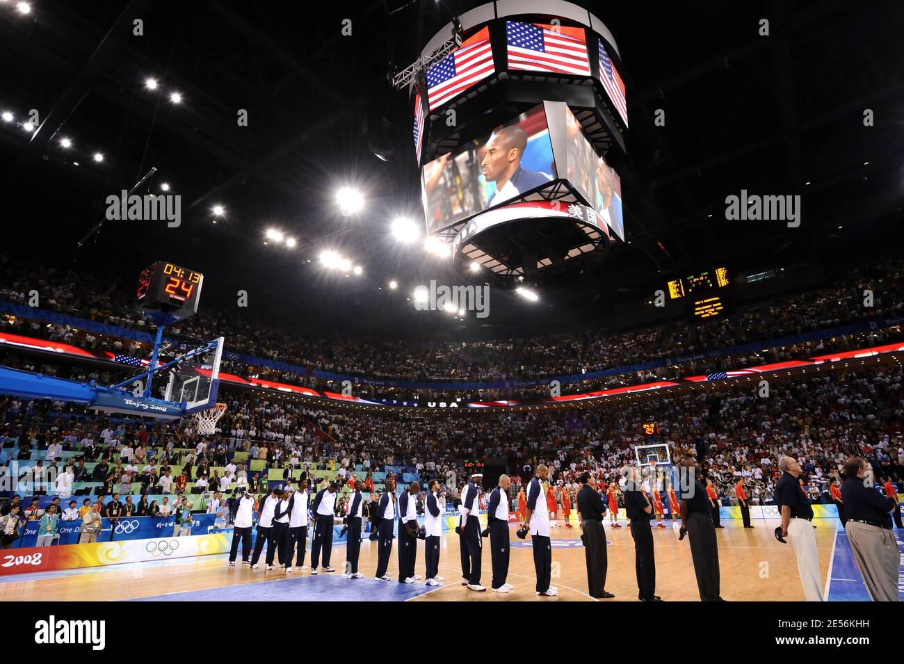 2008 olympic basketball hi-res stock photography and images - Alamy
