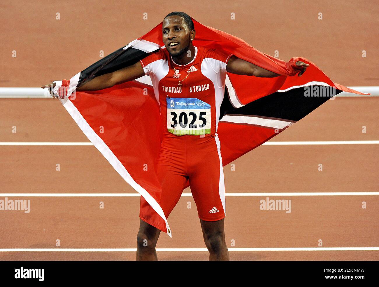 Richard Thompson of Trinidad-Tobago wins the silver medal in the Men's ...
