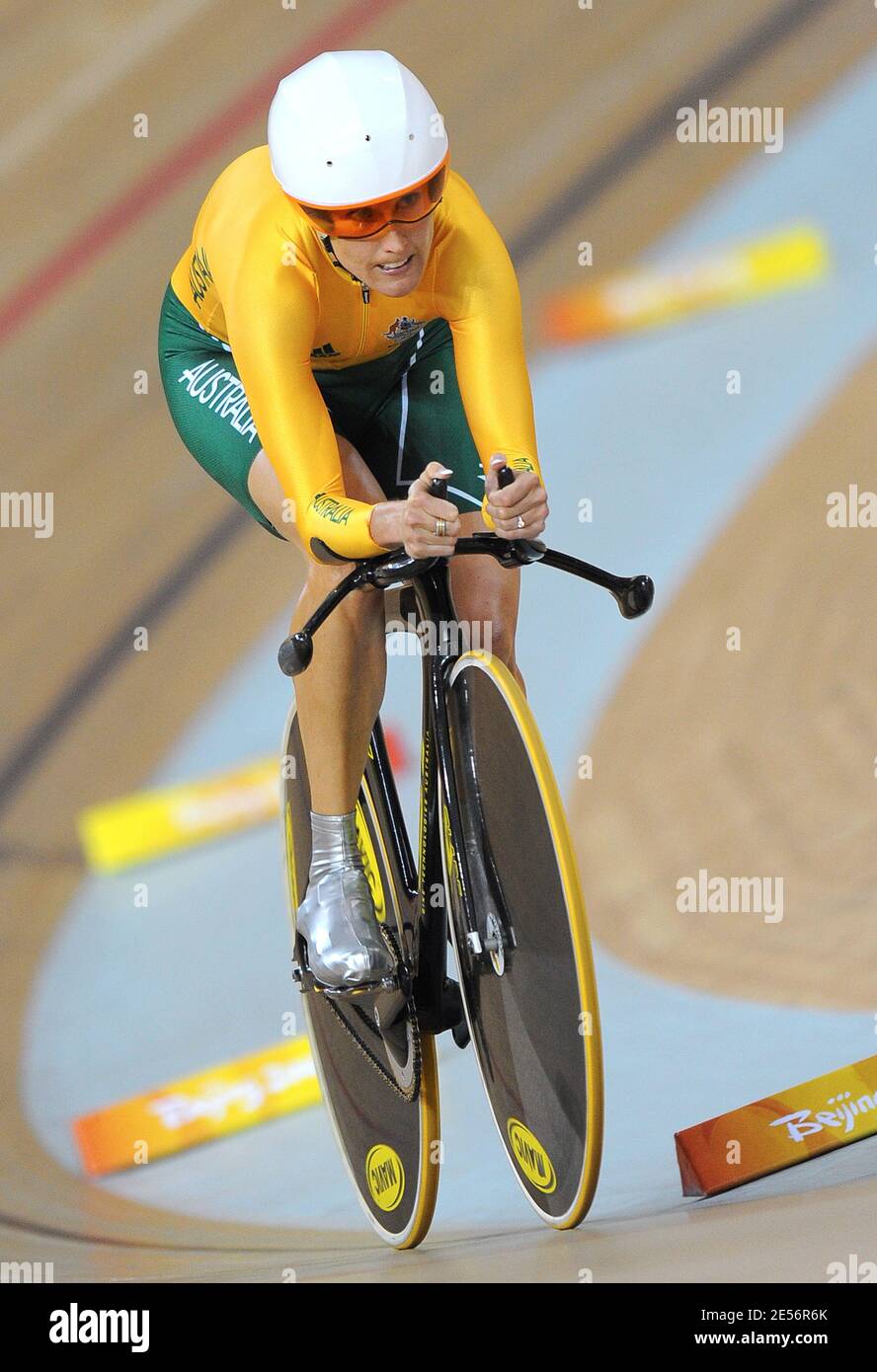 Australia's Katie Mactier competes on women's individual pursuit during the Beijing Olympic Games Day 7 at the Laoshan Velodrome in Beijing, China on August 15, 2008. Photo by Gouhier-Hahn-Nebinger/Cameleon/ABACAPRESS.COM Stock Photo