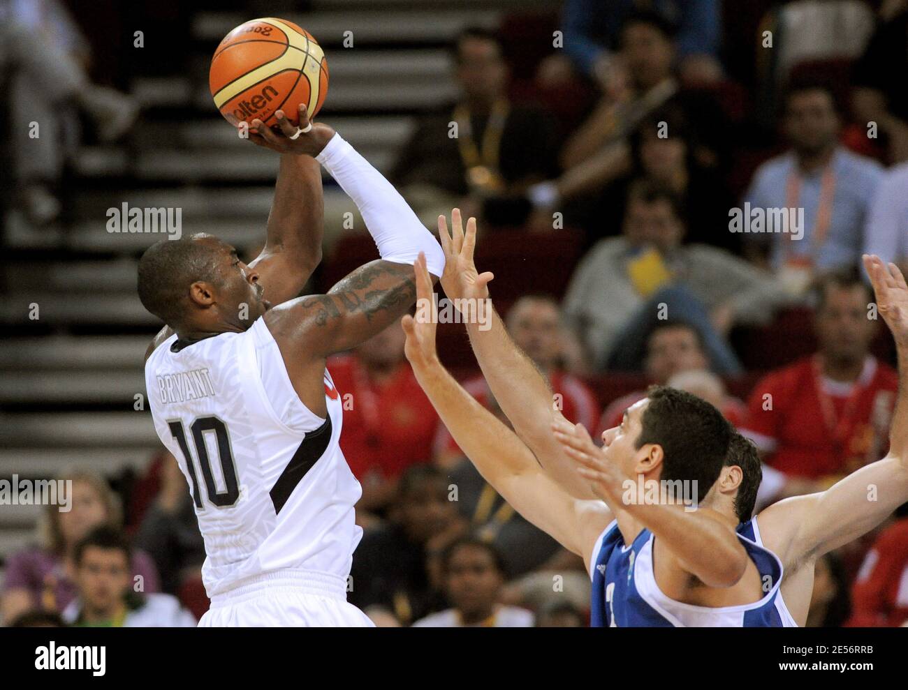 USA's Kobe Bryant during the Team Basket defeats Greece 92-69 during the  first round of the 2008 Beijing Olympics Games. Beijing, August 14,2008.  Photo by Gouhier-Hahn-Nebinger/Cameleon/ABACAPRESS.COM Stock Photo - Alamy