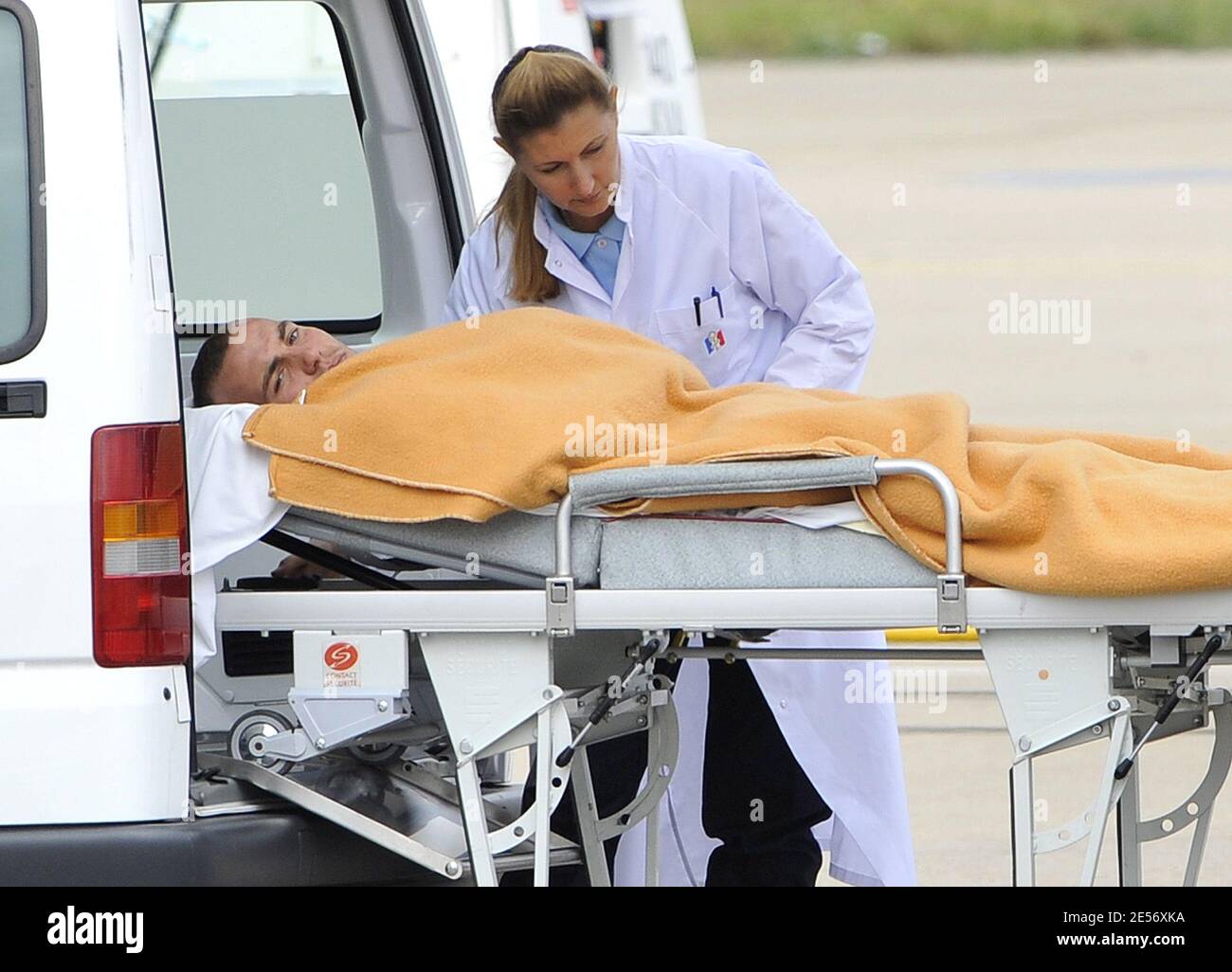Stretcher in french discount