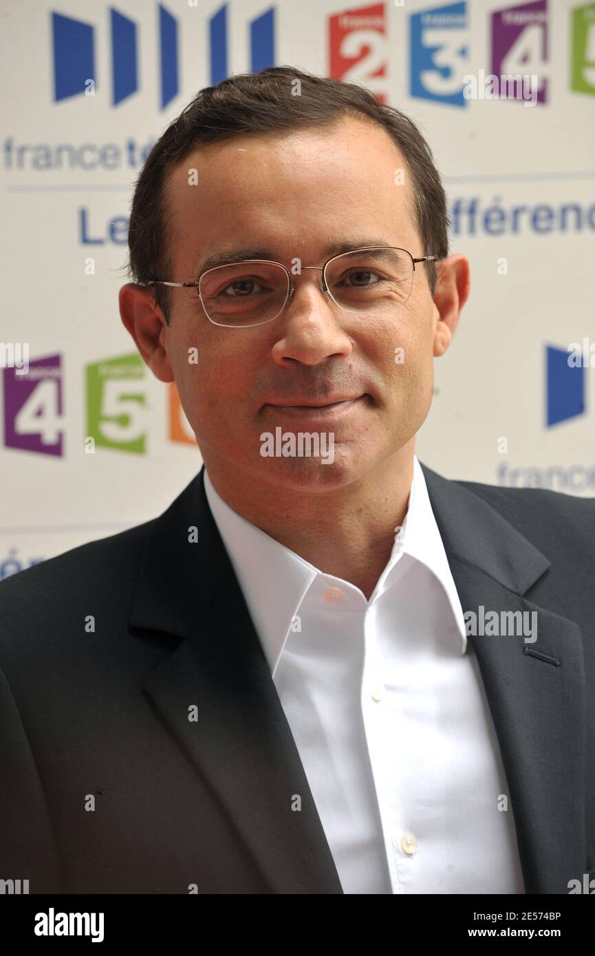 TV presenter Jean-Luc Delarue attends the press conference of 'France  Televisions' in Paris, France on August 28, 2008. Photo by  Guignebourg-Gorassini/ABACAPRESS.COM Stock Photo - Alamy