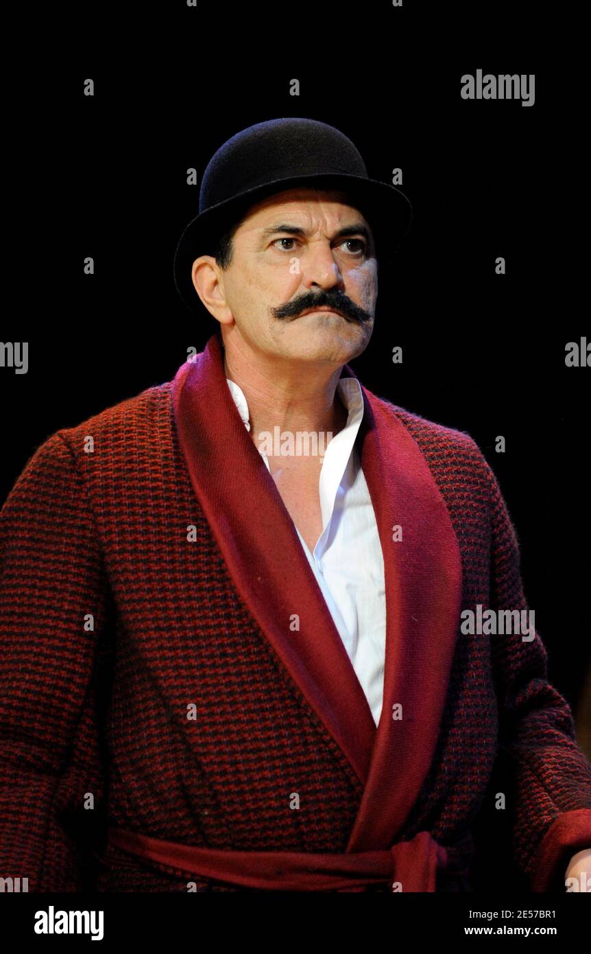Jean-Marie Bigard performs during the curtain call of 'Clerambard' held at the Hebertot theatre in Paris, France on September 11, 2008. Photo by Mehdi Taamallah/ABACAPRESS.COM Stock Photo