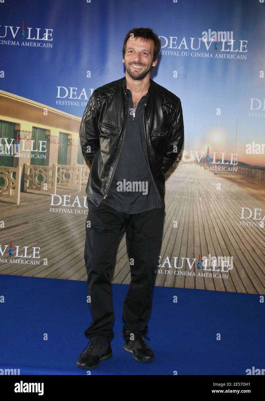 Actor And Director Mathieu Kassovitz Poses During The Photocall For Johnny Mad Dog As A Part Of The 34th American Film Festival In Deauville France On September 13 2008 Photo By Denis