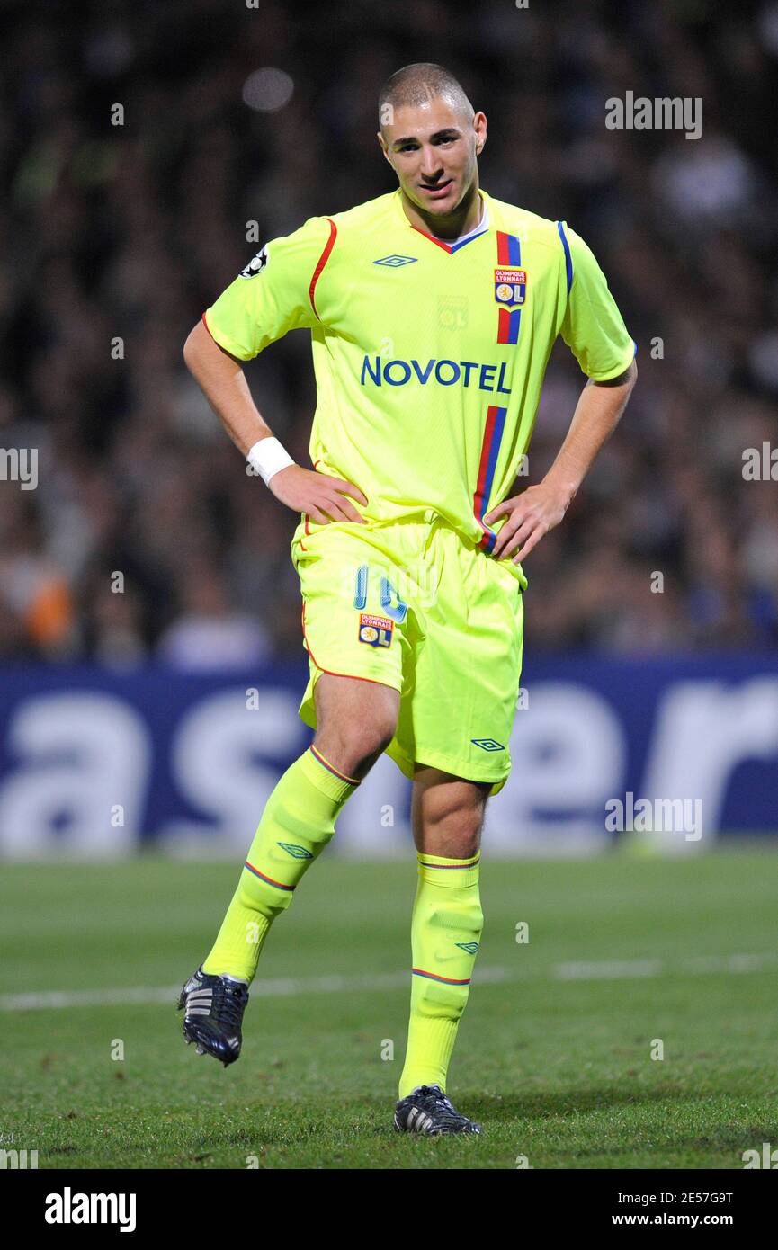 Lyon s Karim Benzema during the UEFA Champions League soccer match Olympique Lyonnais vs AFC Fiorentina at