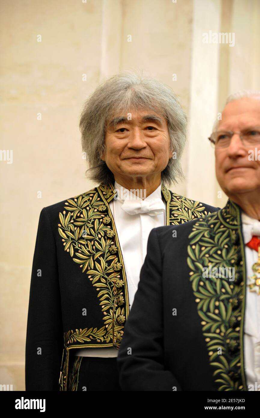 Japanese conductor Seiji Ozawa during a ceremony at the Institut de France (French institute) in Paris, France on September 24, 2008. Ozawa took up his seat at France's prestigious academy of fine arts today. The 73-year-old Ozawa was elected in 2001 to be one of the 16 associate foreign members, joining the likes of US filmmaker Woody Allen or the architect Norman Foster. Photo by Thierry Orban/ABACAPRESS.COM Stock Photo