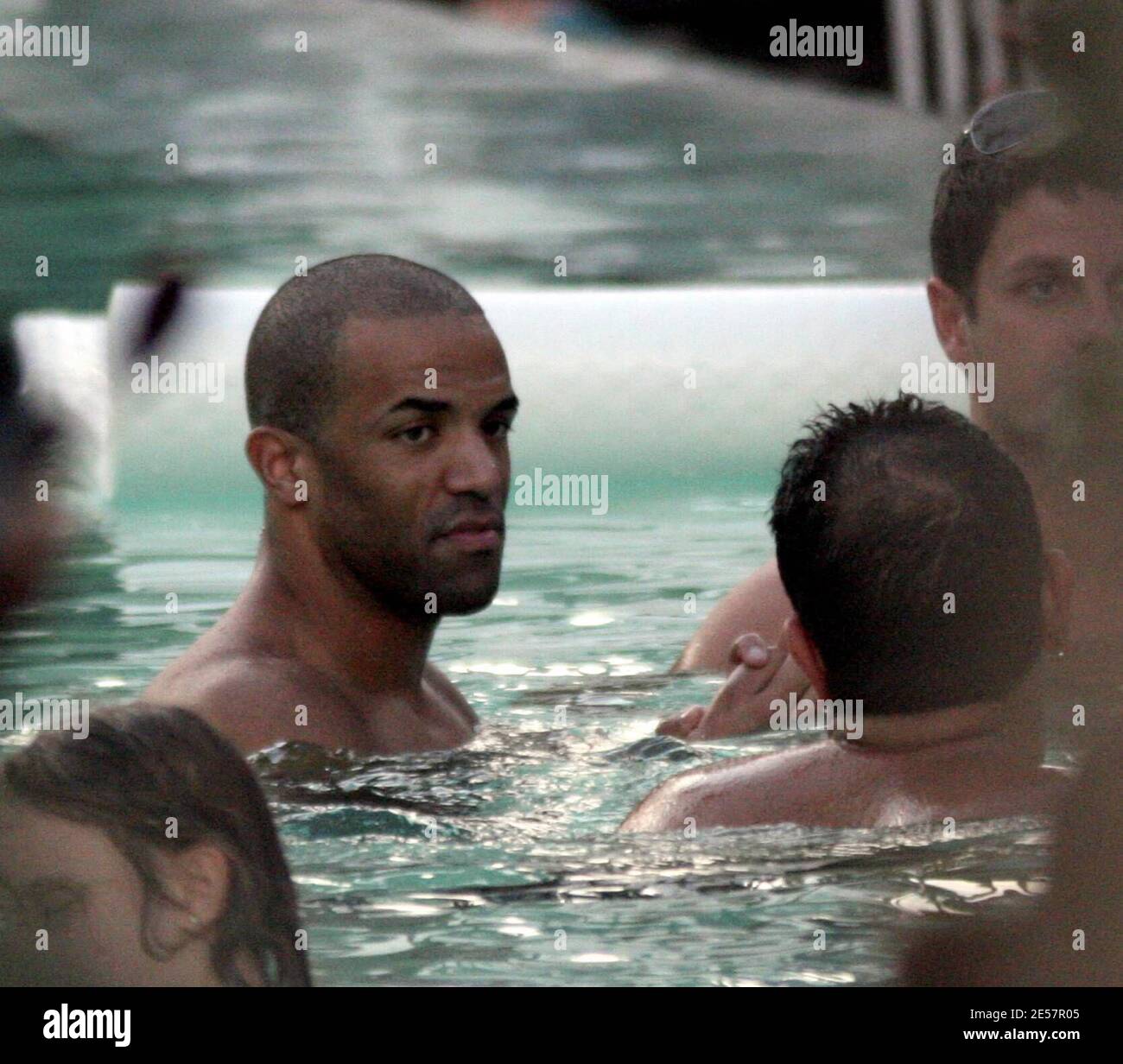 Exclusive!! British singer Craig David shows off his new buff body hanging  pool side in Miami Beach, Fl. 01/01/07 [[ral]] Stock Photo - Alamy