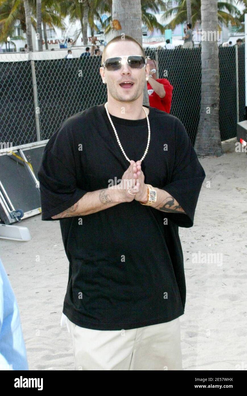 Exclusive!! Kevin Federline stops in at Volleypallooza during Superbowl