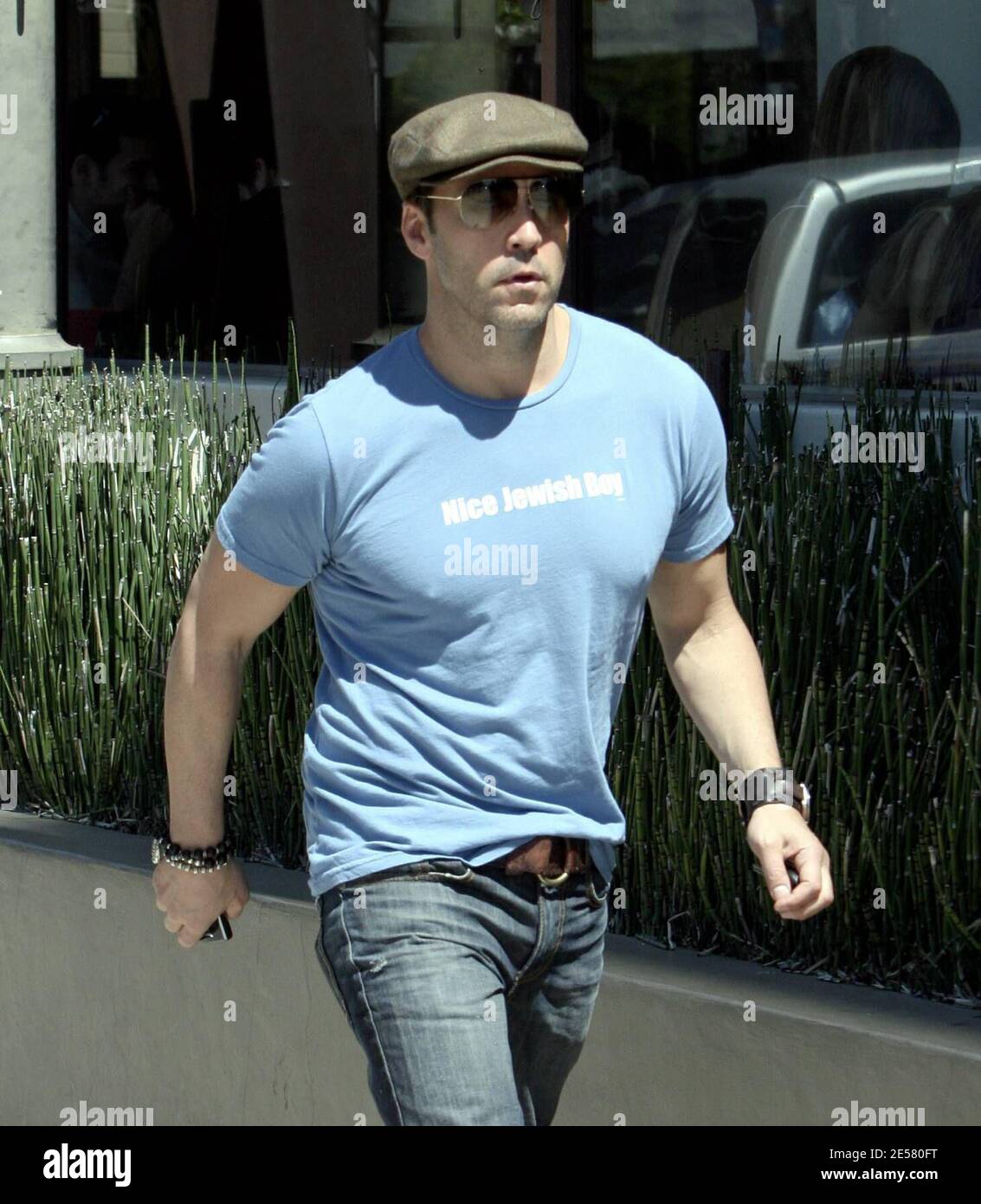 Exclusive!! Jeremy Piven thinks he's a nice Jewish boy, or