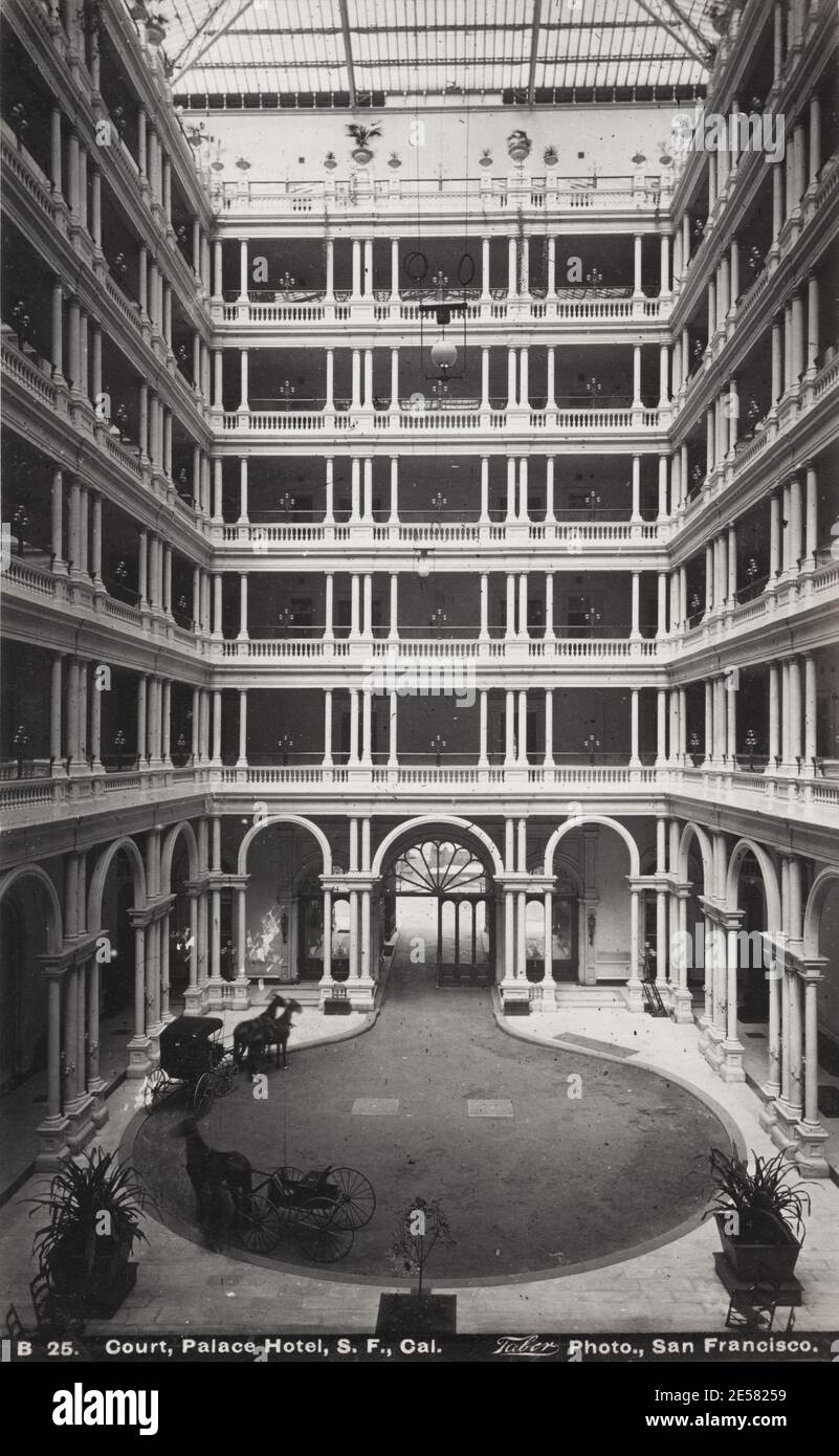 19th century vintage photograph: interior courtyard, Palace Hotel, San Francisco, California, USa. Stock Photo