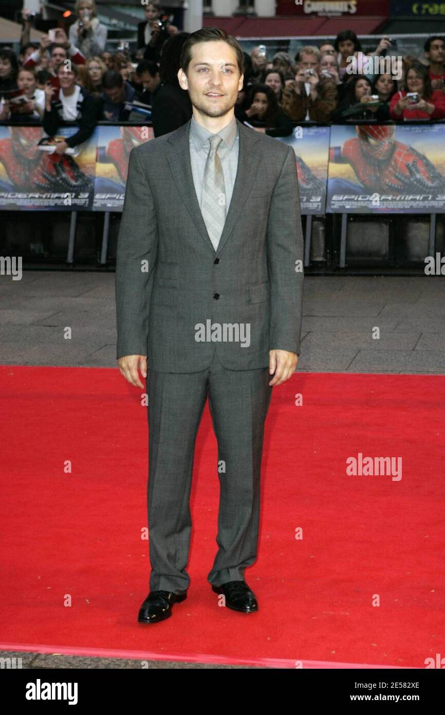 Tobey Maguire attends the Spider Man 3 premiere at the Odeon Cinema  Leicester Square, London, UK. 04/23/2007 [[ccm]] Stock Photo - Alamy