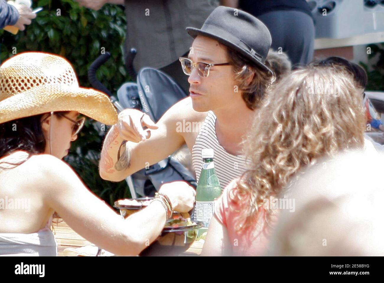 Exclusive!! Incubus lead singer Brandon Boyd has lunch in Malibu. Los Angeles, Calif. 7/6/07.   [[laj]] Stock Photo