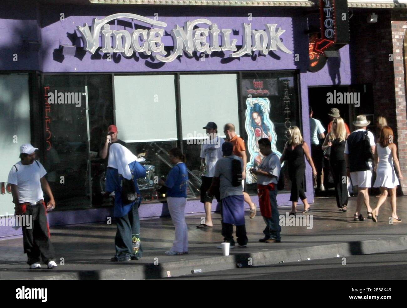 Vince Neil Ink in Las Vegas, NV. 9/7/07. [[ral]] Stock Photo - Alamy