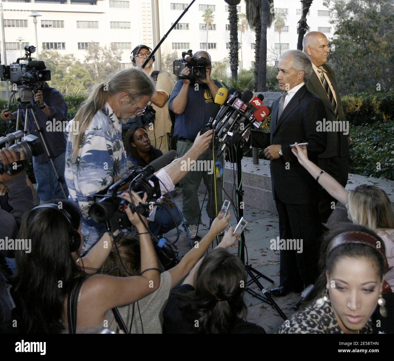 Kevin Federline's attorney Mark Vincent Kaplan spoke to the press shortly after the custody hearing today. He told the media that a written ruling would be made by the court Monday or Tuesday and that the current custody ruling had been extended over the weekend. Los Angeles, Calif. 10/26/07.   [[rac ral laj]] Stock Photo